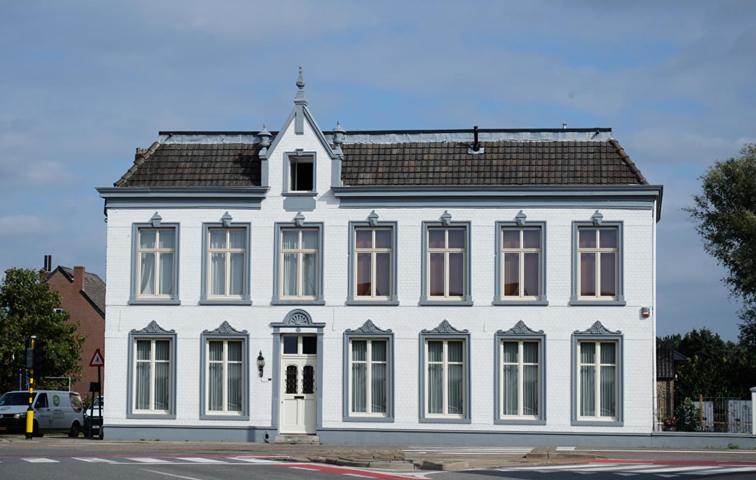 B&B Het Doctershoes Kinrooi Exterior foto