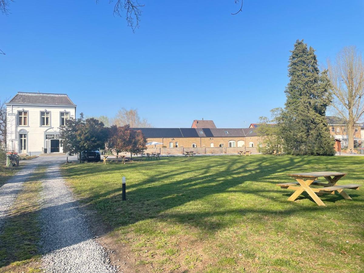 B&B Het Doctershoes Kinrooi Exterior foto